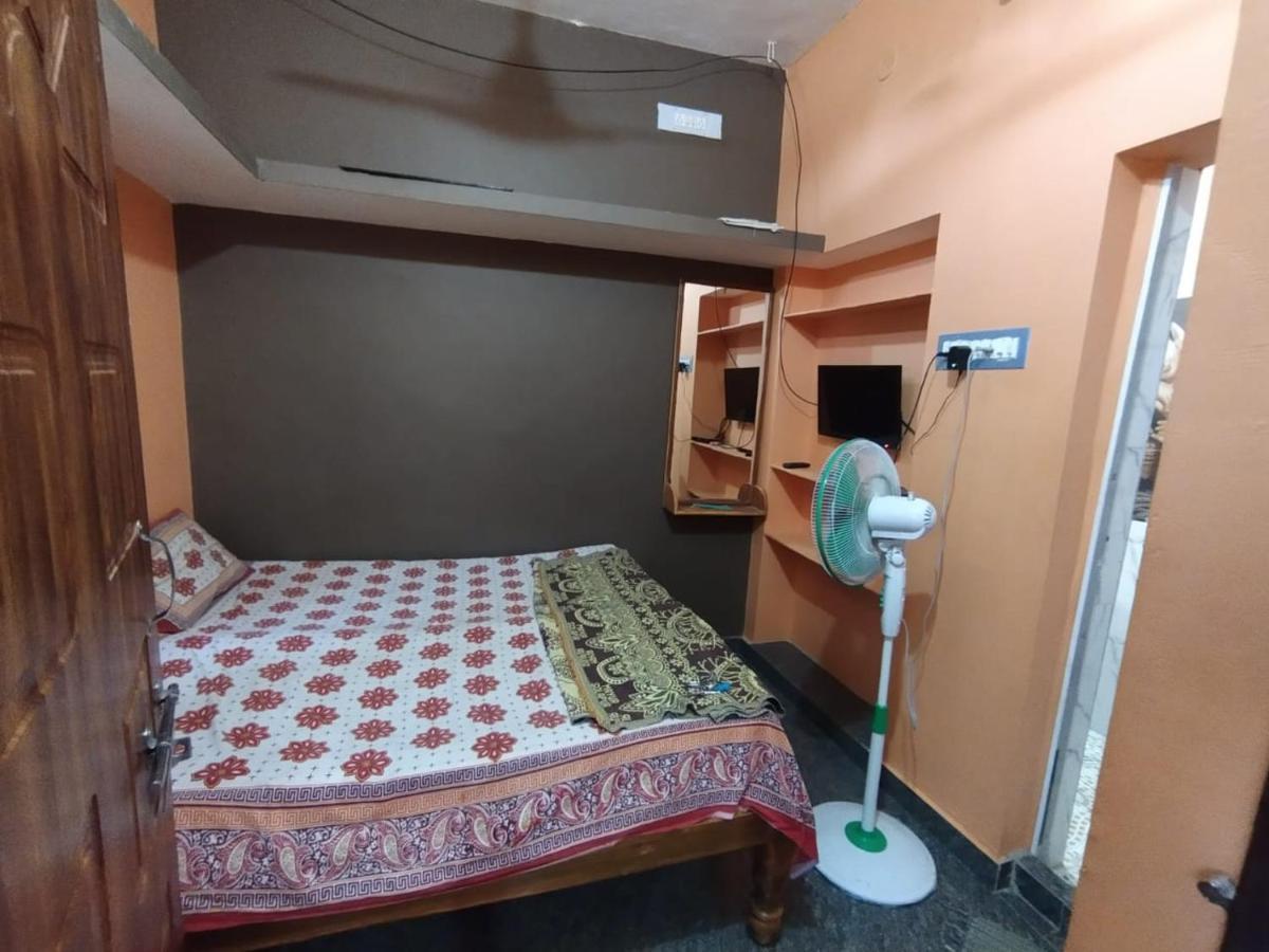 Rks Homestay Hampi Eksteriør billede